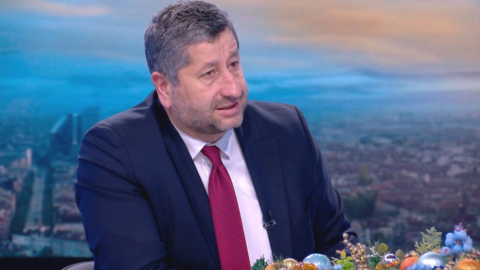 Христо Иванов: Трябва да се постараем да сглобим отбор извън политическите конфронтации