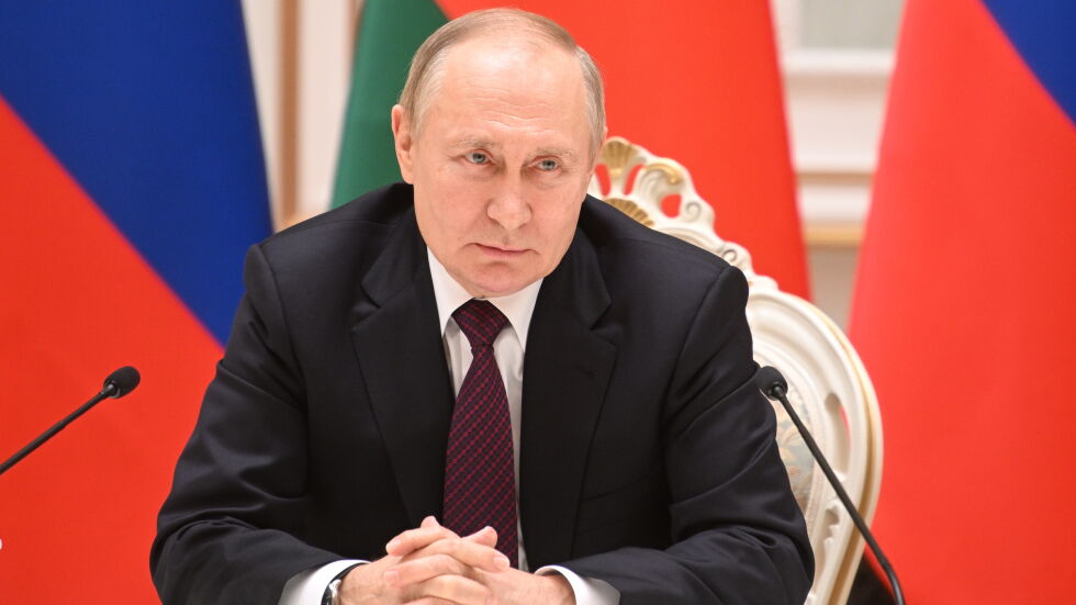 Владимир Путин: Русия ще продължи да подобрява ядрените си сили