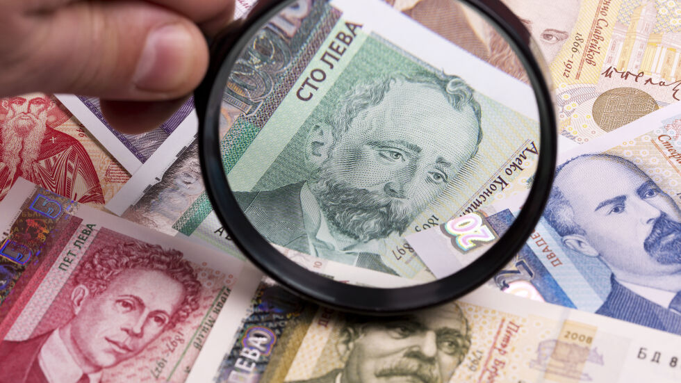 От 6 до 16 хил. лв.: Какви заплати взимат топ мениджърите в България?