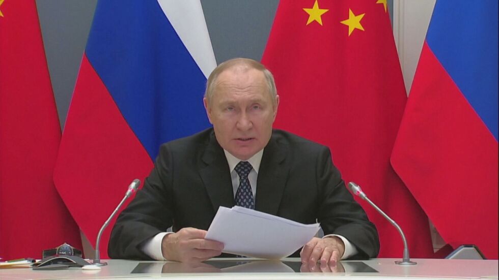Путин покани Си Дзинпин в Москва: Да засилим сътрудничеството си между армиите