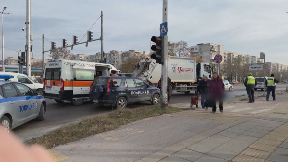 Камион за боклук уби жена в Пловдив