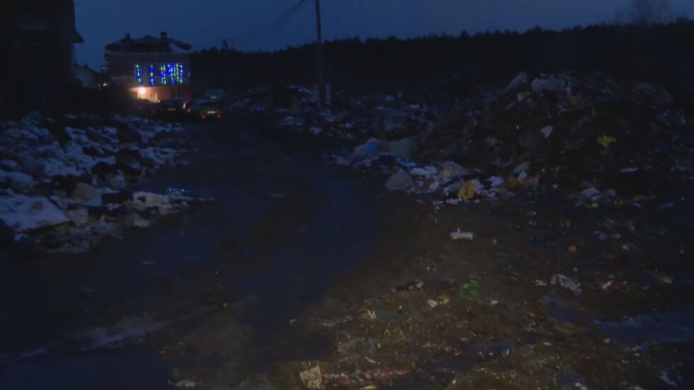 Живот с мръсен въздух от години: Има ли решение за незаконното горене на отпадъци в София?