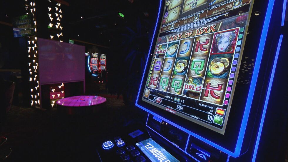 Облагането на хазарта: 200 млн. лева от казина и игрални зали са предвидени в бюджета за 2024 г.