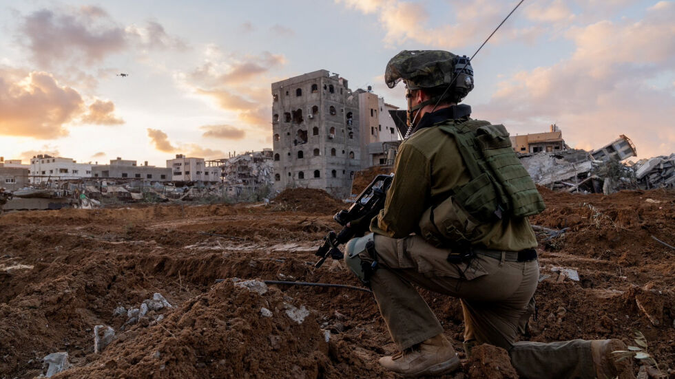 Конфликтът в Близкия изток: Израел с нови удари по Газа и Западния бряг