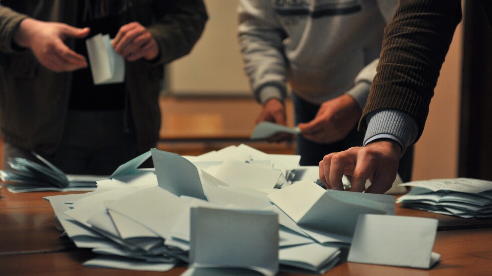 Хардлайнерите спечелиха парламентарния вот в Косово