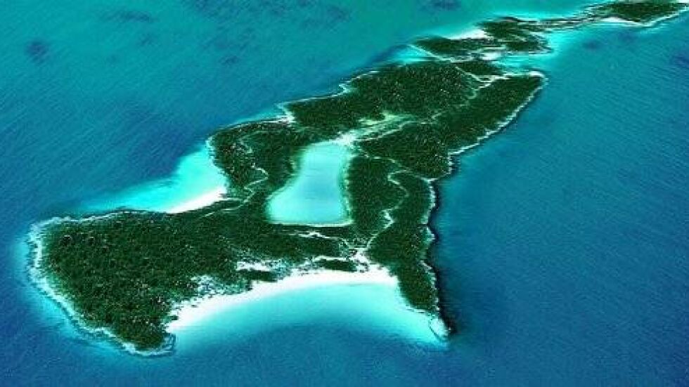 Джони Деп вдига сватба на частния си остров (СНИМКИ)