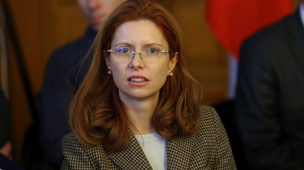 Кабинетът иска оставката на зам.-председателя на КФН Ралица Агайн заради казуса „Олимпик”