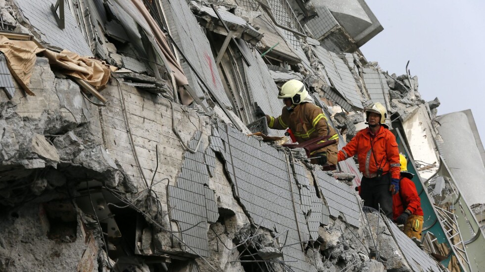 14 станаха жертвите на опустошителното земетресение в Тайван