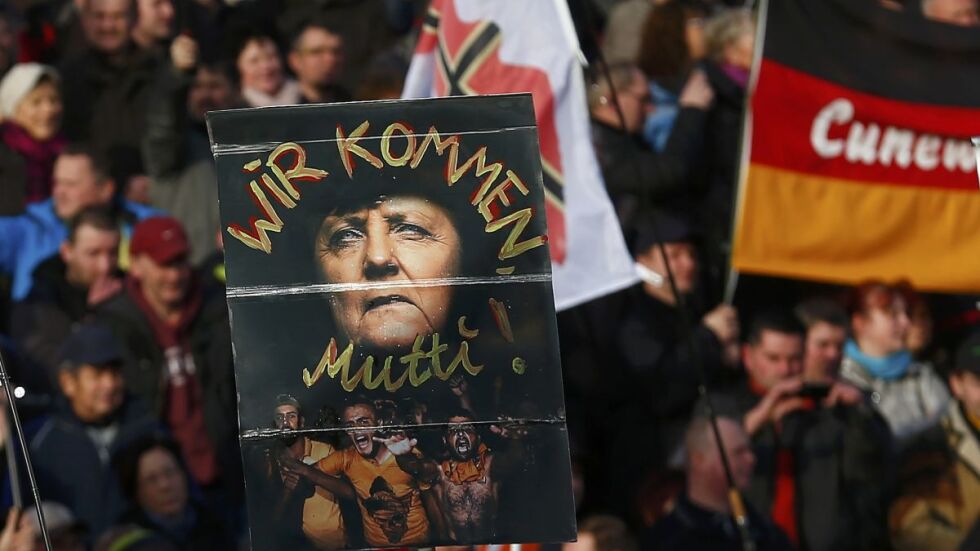 Хиляди на антиимигрантски демонстрации в Дрезден и Прага