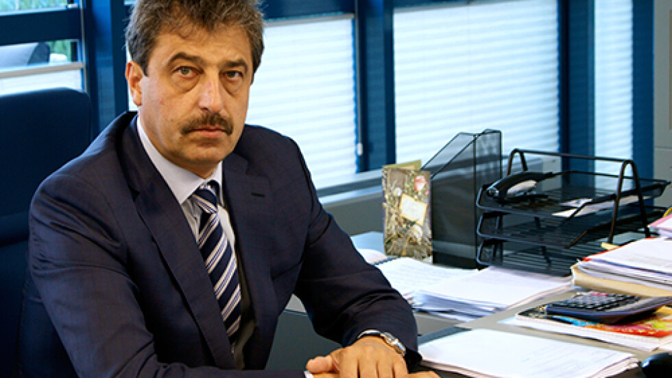 Цветан Василев на разпит пред съда в Сърбия
