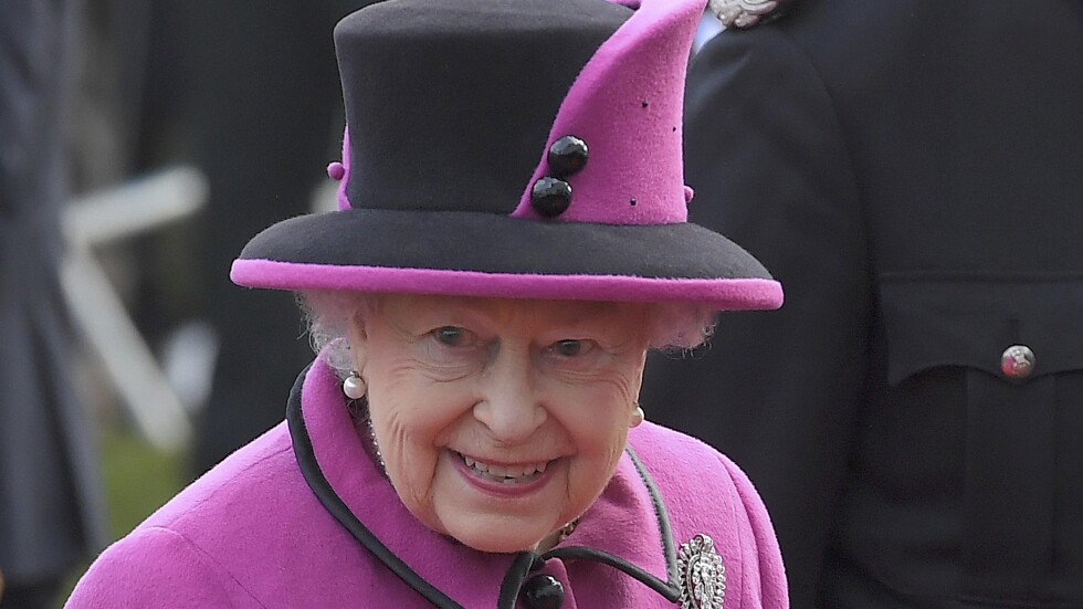 Kралица Елизабет Втора отбелязва 65 години на престола   