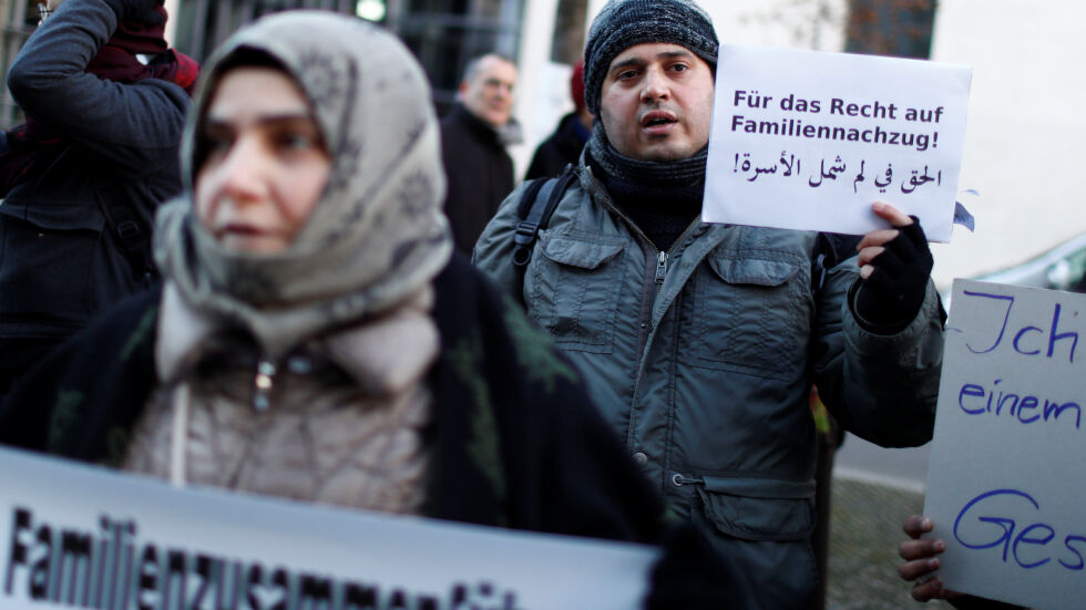 Германия ограничи събирането на мигрантски семейства