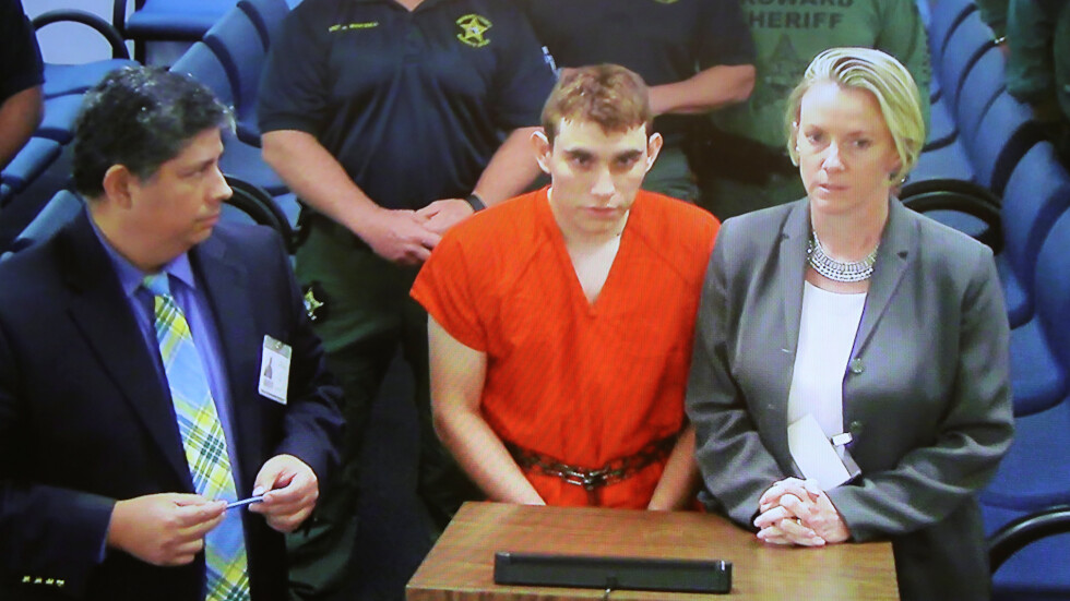 Младежът, убил 17 души в училище във Флорида, членувал в крайнодясна група