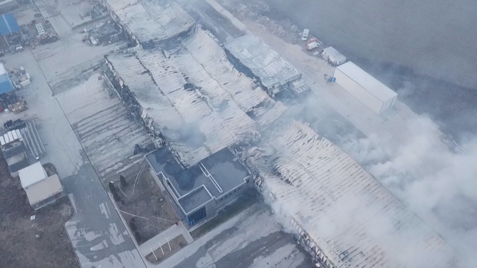 300 души остават без работа след пожара в завода за месо във Войводиново