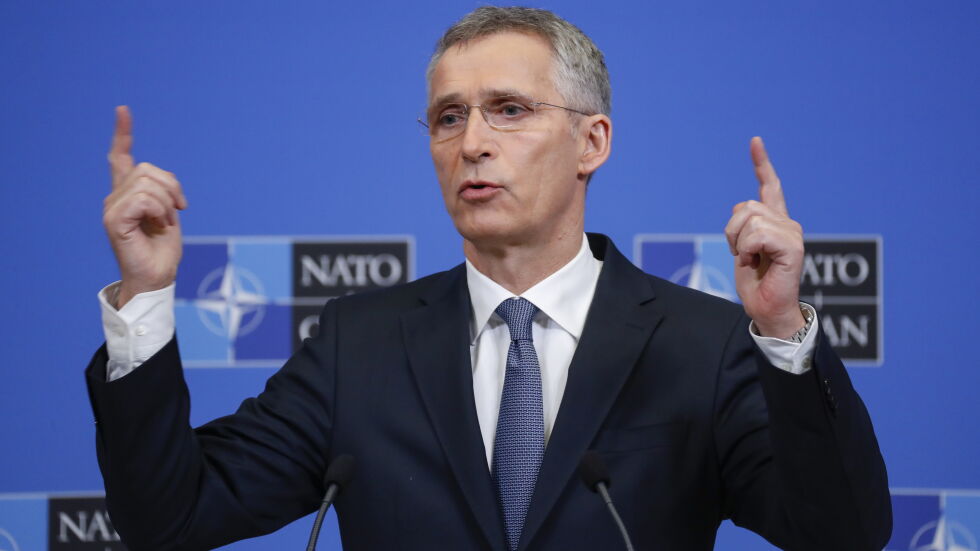 НАТО призова Русия да запази договора за ракетите със среден обсег 