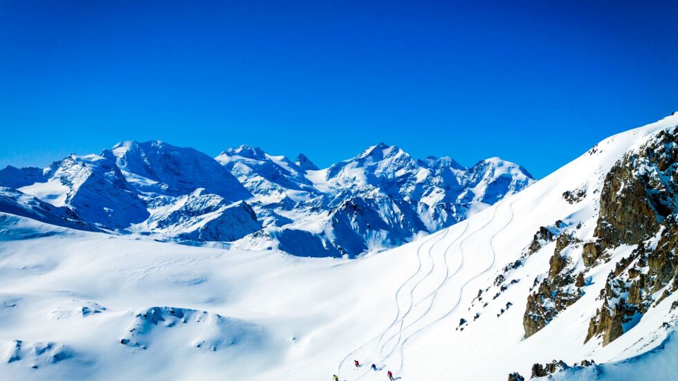 Майка, син и дъщеря загинаха по време на разходка в швейцарските Алпи