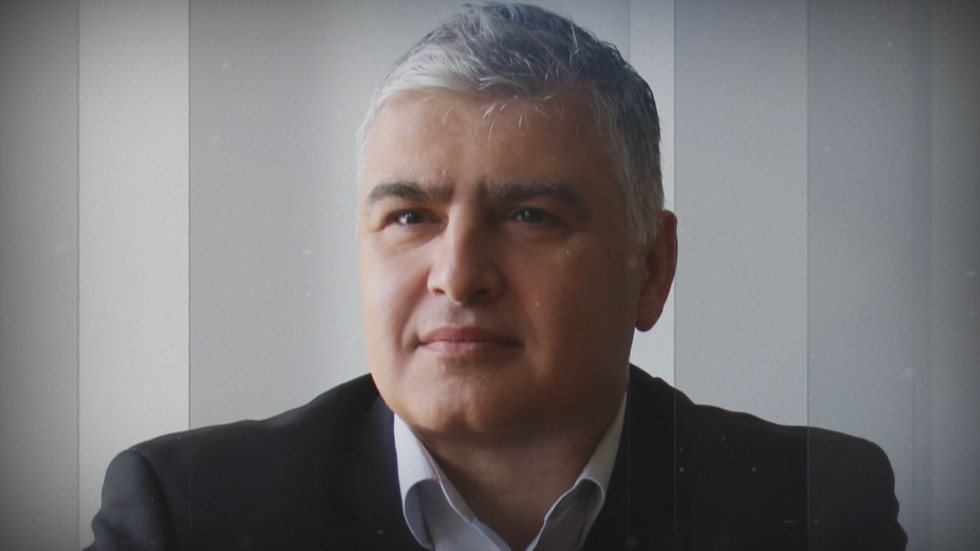 Задържан е настоящият шеф на Комисията по хазарта Александър Георгиев