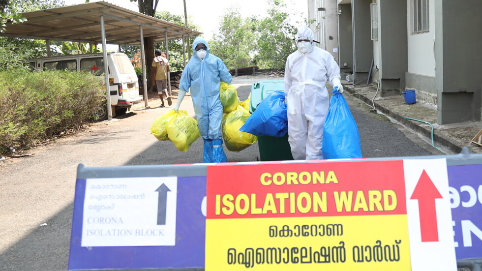 Пикът на разпространението на коронавируса в Китай ще настъпи след 10-14 дни