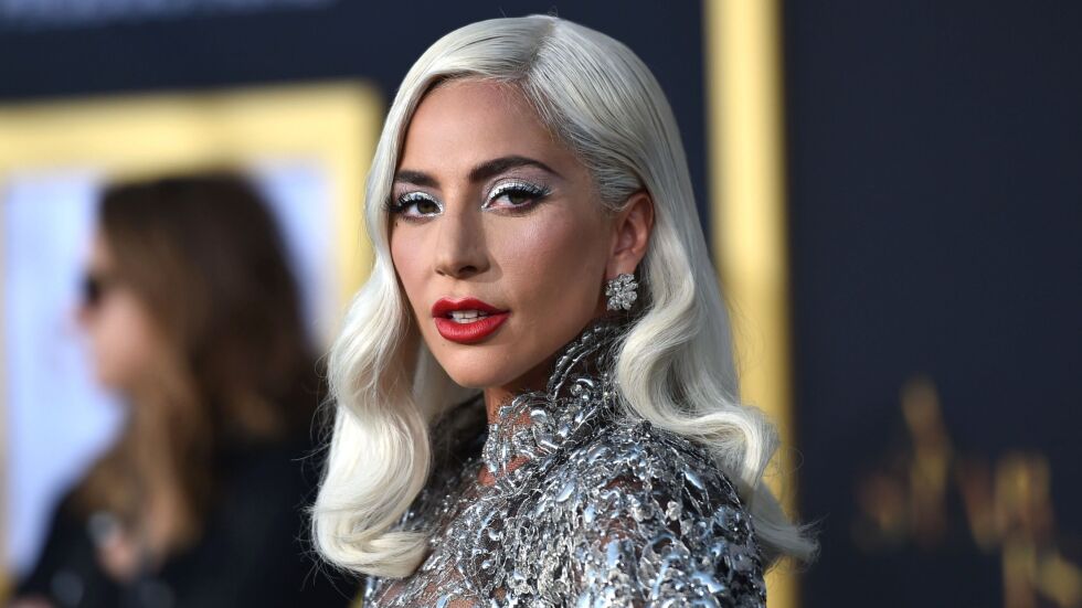 Български дизайнер облече Лейди Гага в новия й клип