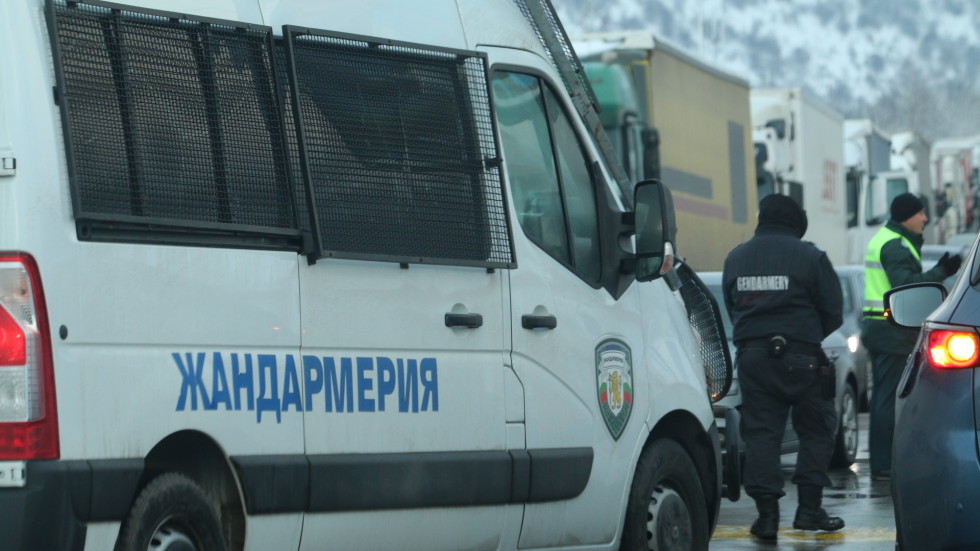 Прокуратурата: Корумпираните на ГКПП „Калотина“ се отчитали всеки ден на шефа си