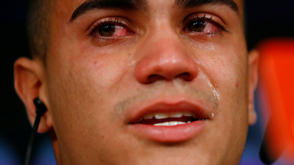 Нов в "Реал" Мадрид плаче като малко дете при представянето си (СНИМКИ)