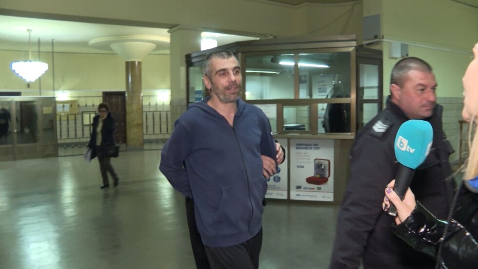 Мъжът, който преби пенсионер в Ямбол, остава в ареста