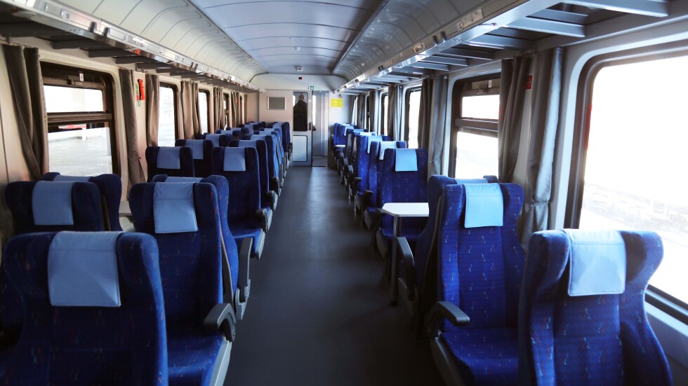 Транспортният министър: За първи път от 1986 г. българската държава купува нови локомотиви