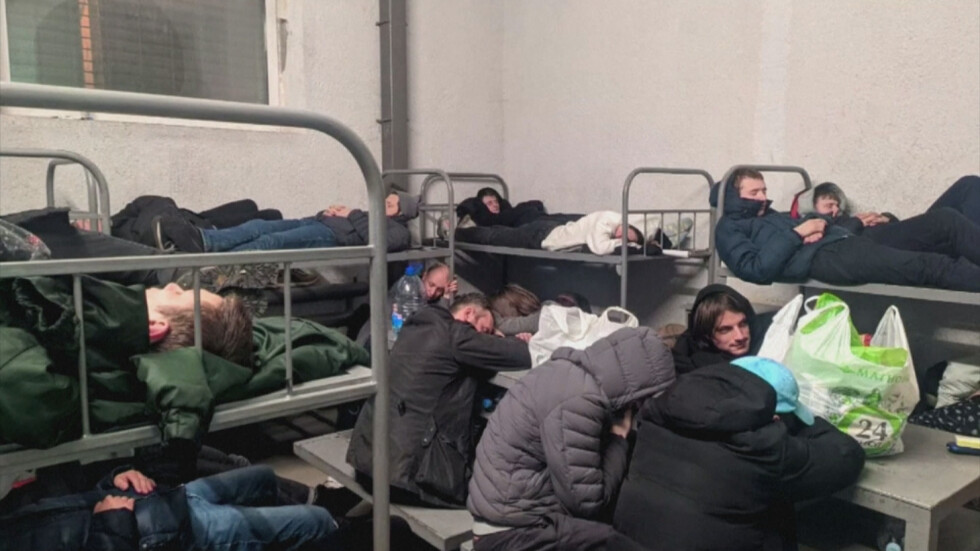 Задържаните поддръжници на Навални лежат в ужасяващи условия