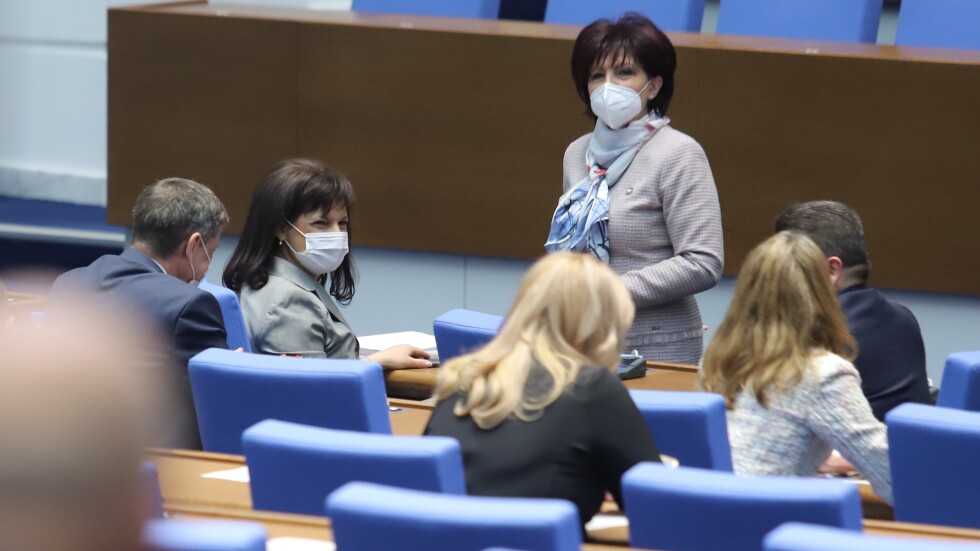 Цвета Караянчева: Нека не правим евтин пиар от една детска смърт