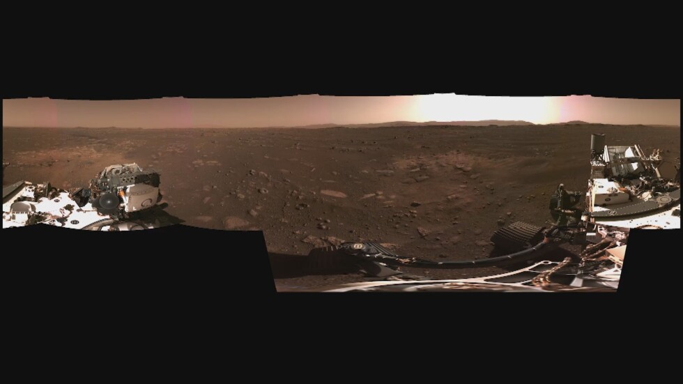 Нов спиращ дъха кадър от Марс (ВИДЕО)