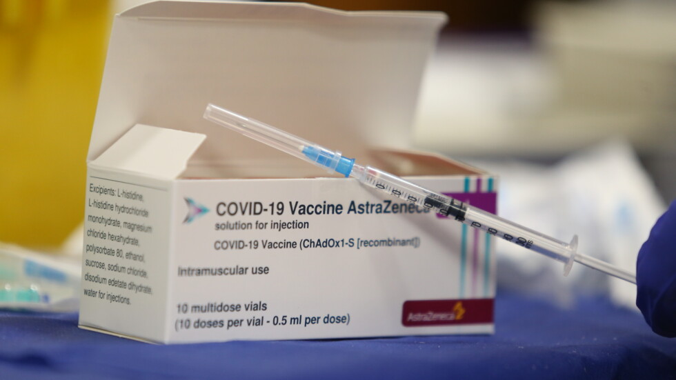 ВМА и „Пирогов“ отворят „зелен коридор“ за ваксинация с „АстраЗенека“