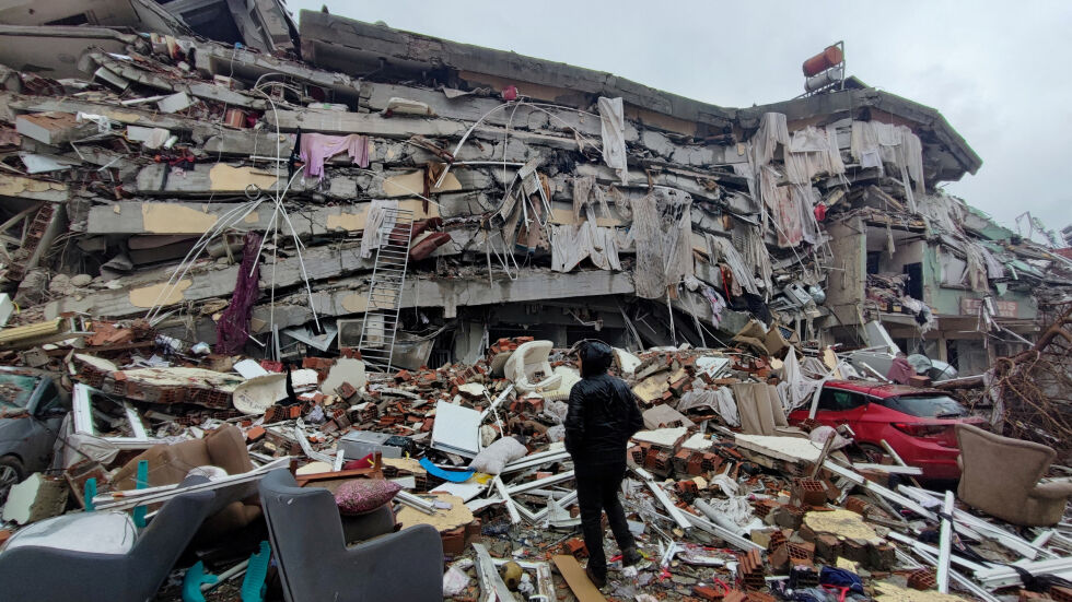 Ново земетресение разлюля Турция, последваха множество по-слаби трусове
