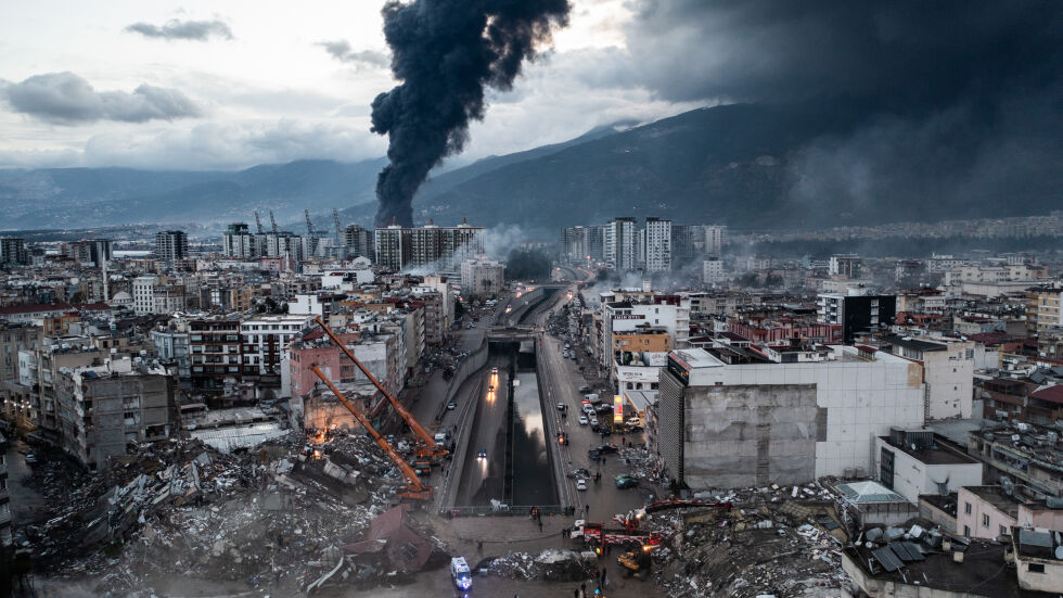 "Молете се за Турция": Как известните българи реагираха на трагичното земетресение