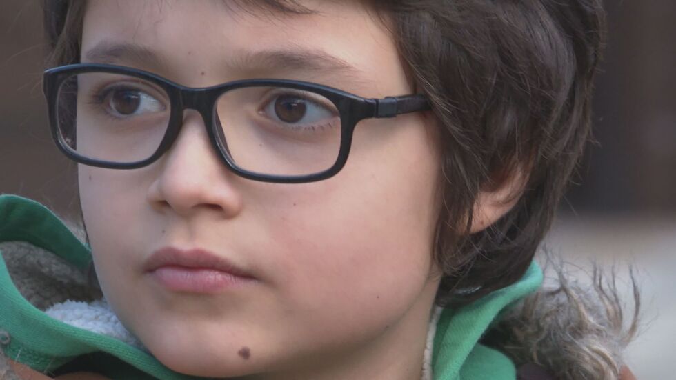 10-годишно българче дари спестяванията си на пострадалите в Турция