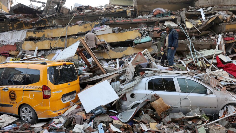 Над 28 хиляди са жертвите след земетресенията в Турция и Сирия