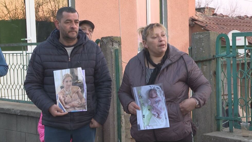 Смъртта на бебе и родилка от Луковит: Близките искат да има наказани медици