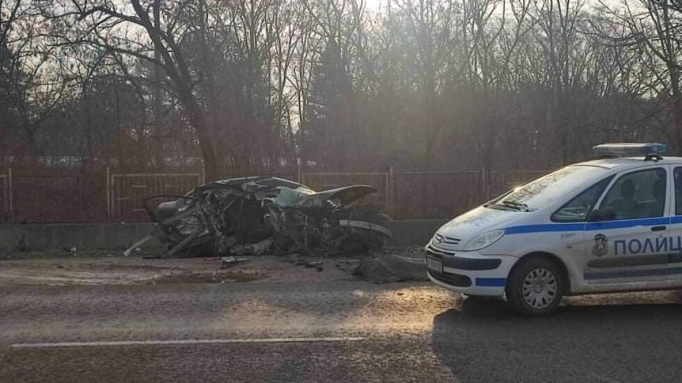 Тежка катастрофа взе жертва на входа на Русе (СНИМКИ)