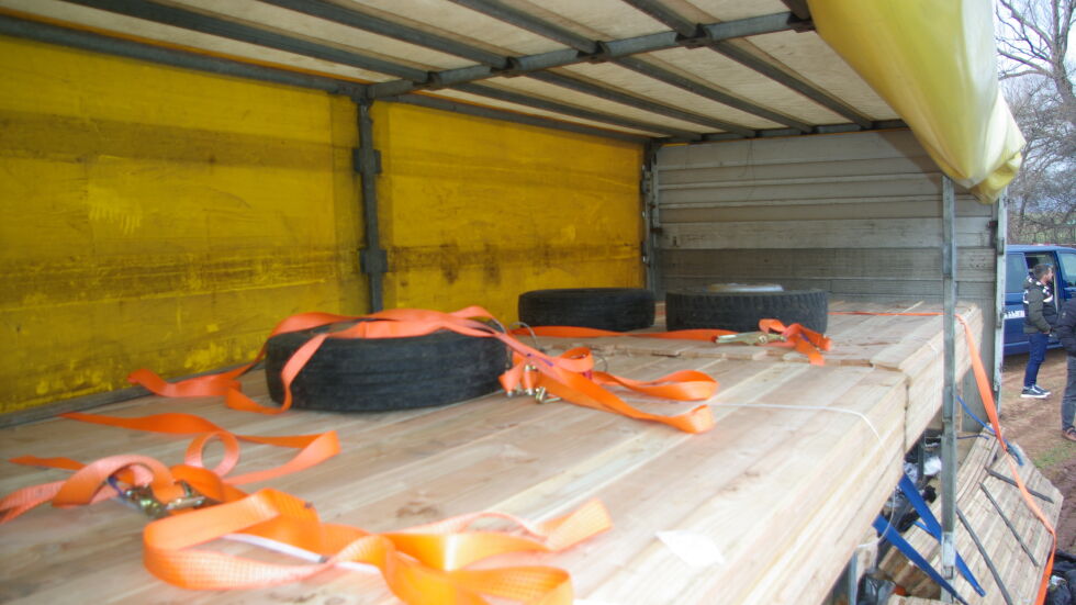 Един от обвиняемите за камиона ковчег е напуснал България