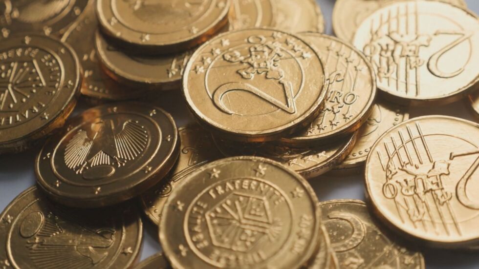 Какви са ползите от еврото?: Според хората в с. Кубратово богатият ще си остане богат