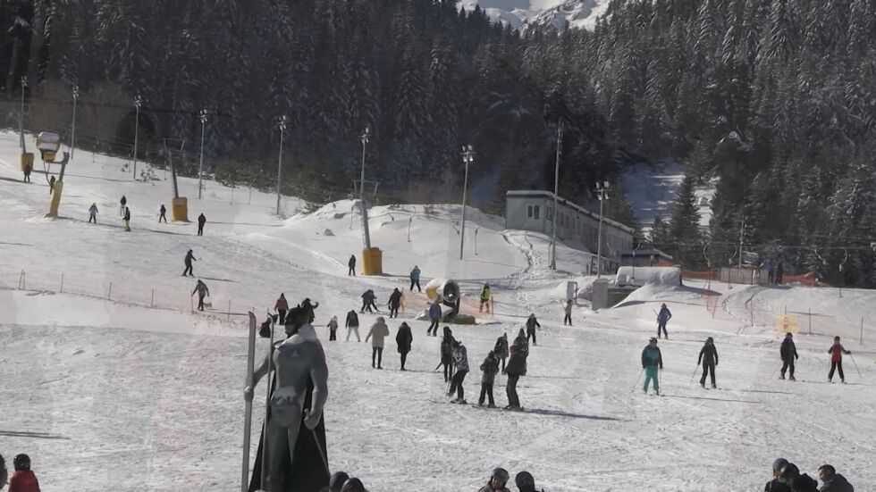 Инцидентът на ски писта в Банско: 7-годишното дете е ударено от 15-годишно