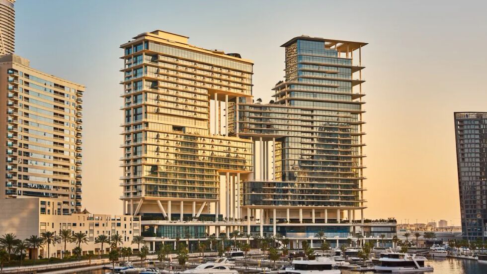 Конкуренцията е жестока: Още един ТОП хотел отваря врати в Дубай (ВИДЕО)