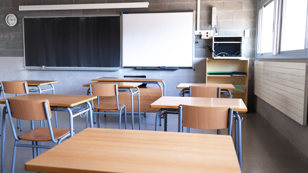  Първият град с грипна почивка е Пловдив, по-късно оповестиха и във Варна 