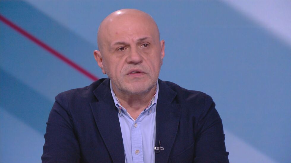 „Ако Денков не е външен министър, отиваме на избори“: Това казал Петков на Борисов, разказа Дончев