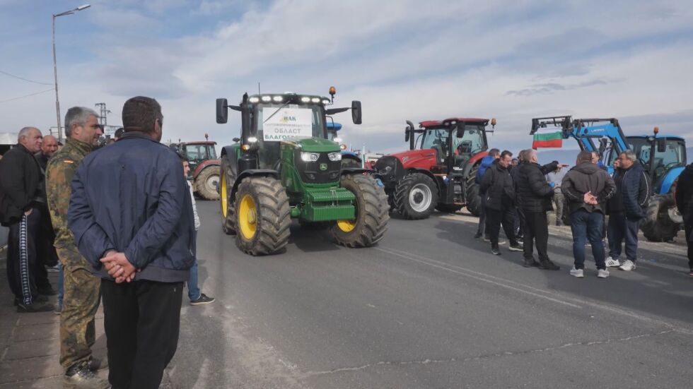 Недоволството на фермерите: Въпреки обявената договореност напрежението продължава