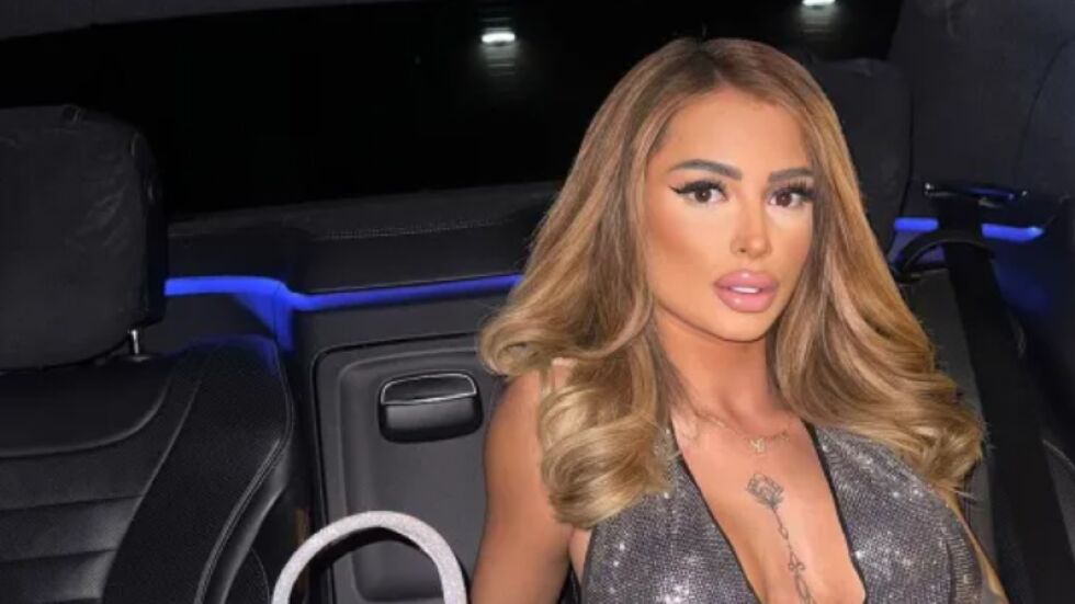  „ С куче в скута 