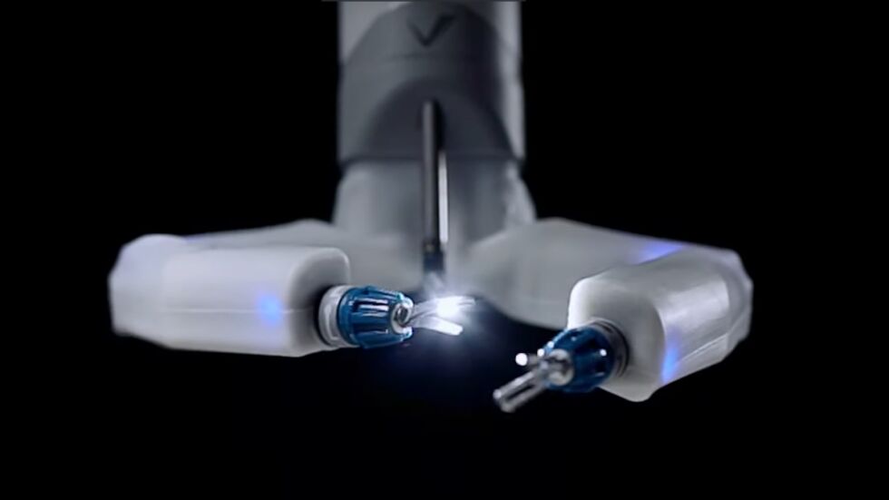  Медицинските интервенции в Космоса - към този момент съвсем вероятни благодарение на робот 