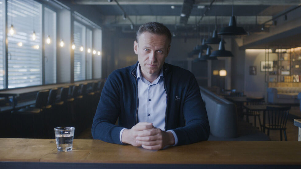 bTV променя програмата и ще излъчи тази вечер документалния филм “Навални”