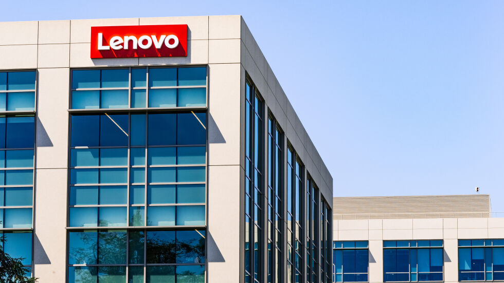 Lenovo отчита 3% годишен ръст на приходите през третото фискално тримесечие