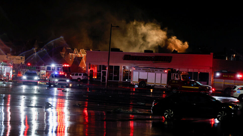  Медицински аероплан с дете пациент се разруши във Филаделфия (СНИМКИ и ВИДЕО) 
