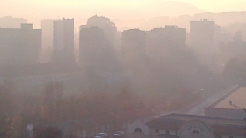Сахарски прах над България до вторник: Астматиците да носят маски